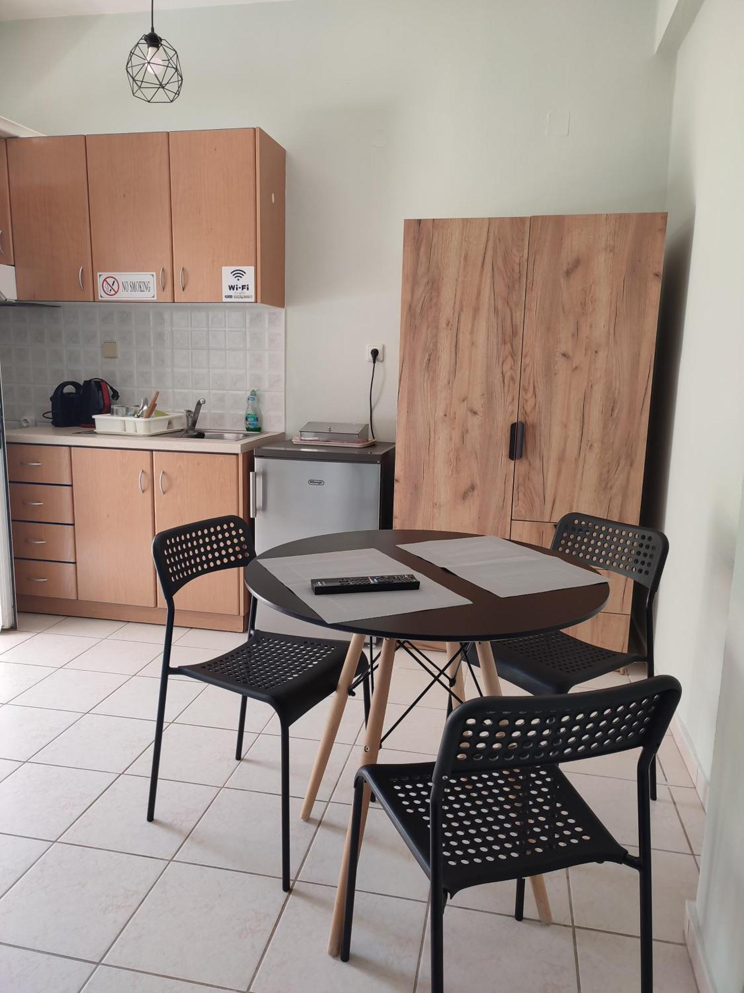 Kiki'S Cosy Apartments Néa Khilí Dış mekan fotoğraf
